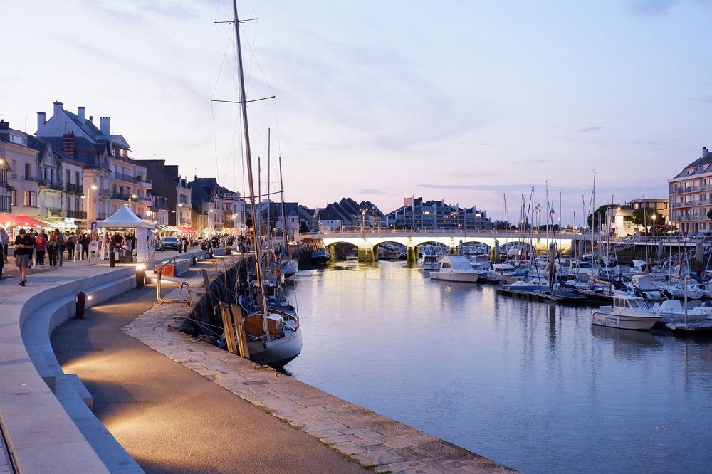 Port du Pouliguen au coucher du soleil – Quai Jules Sandeau